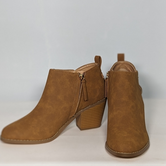 NEW Coutgo Womens Cut-out Ankle Boot Sz 8 tan - Picture 2 of 4